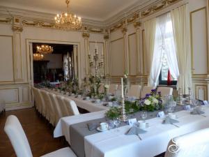 Tafel im Goldenen Salon