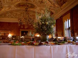 Buffet zum Jubiläum im Hamburger Rathaus