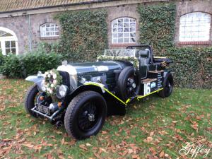 Oldtimer als Hochzeitswagen